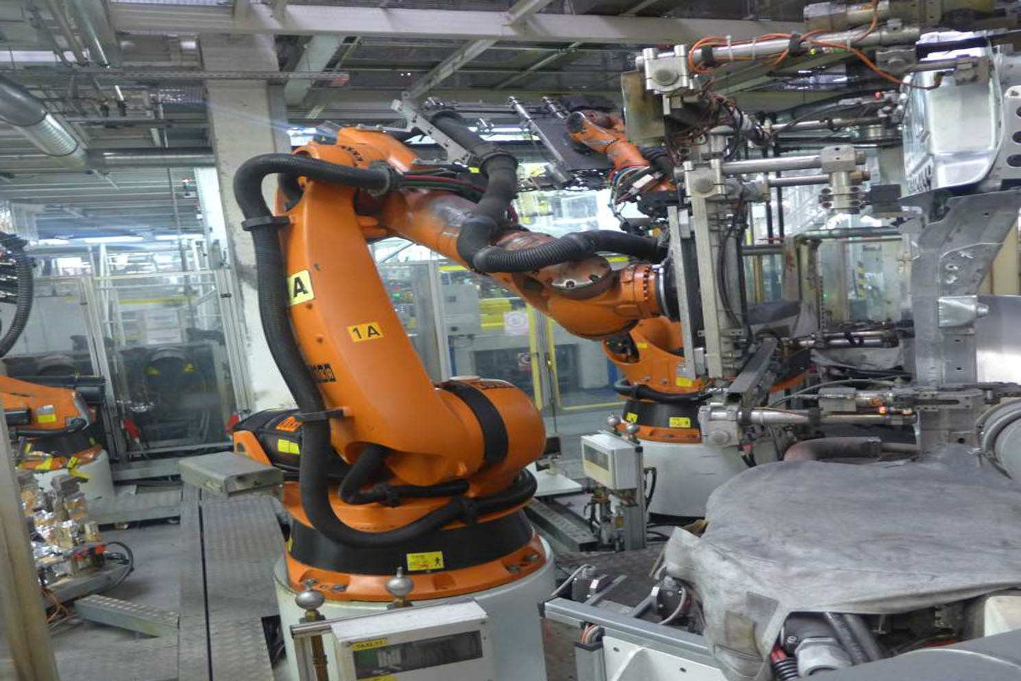 工業(yè)機(jī)器人本體維修